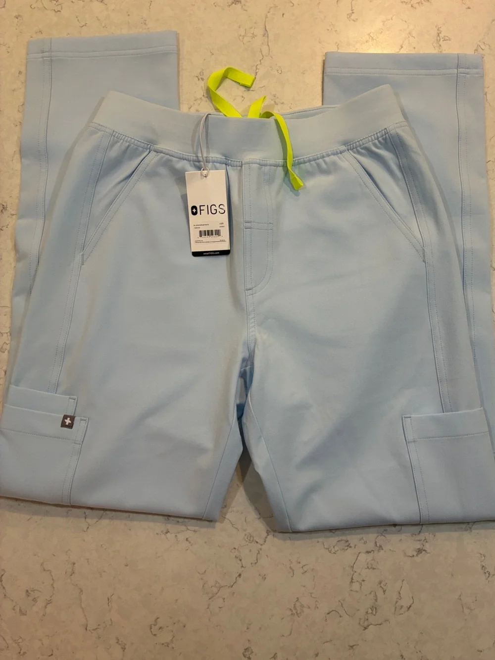 Men’s Figs Light Blue Scrub Pants with Neon Yellow Drawstring XS NWT